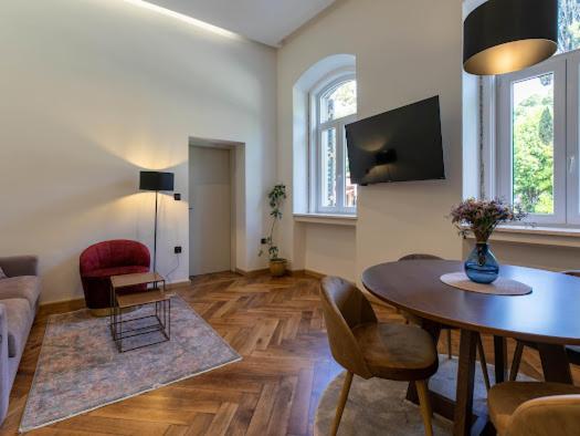 Polai Park Apartments Eksteriør bilde