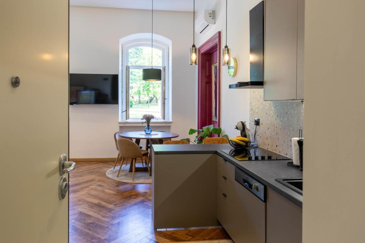 Polai Park Apartments Eksteriør bilde